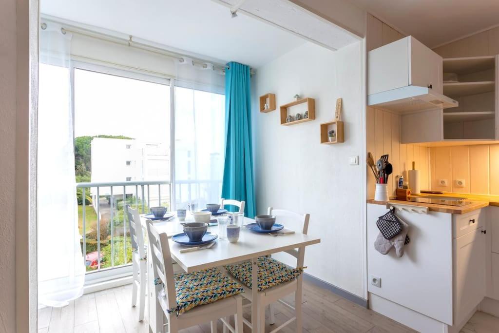 Chez Laurence - Elegant Appartement Climatise Avec Wifi Et Parking Λα Γκραντ-Μοτ Εξωτερικό φωτογραφία